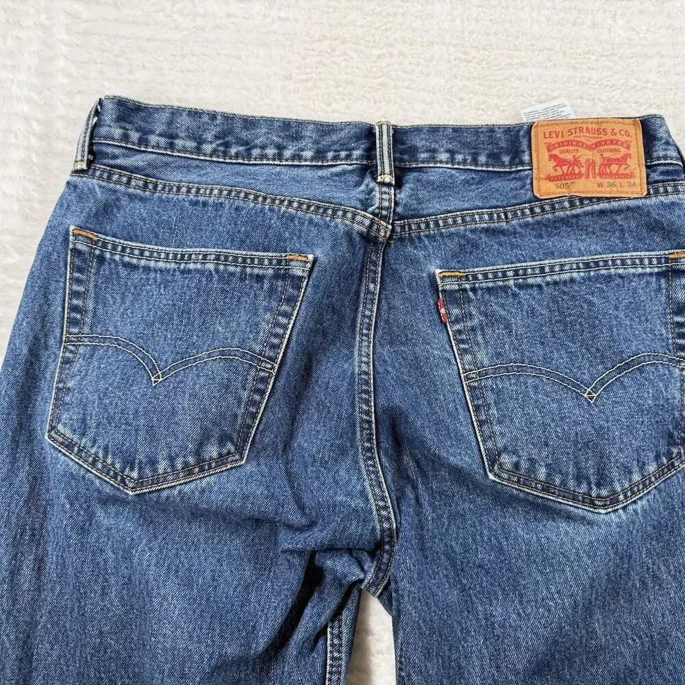 Levis 505 Regular Fit Straight Leg Jeans Mens 36x34 Medium Wash Blue Denim